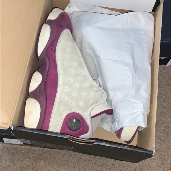 Jordan 13 Bordeaux (7 in boys) - Picture 3 of 6